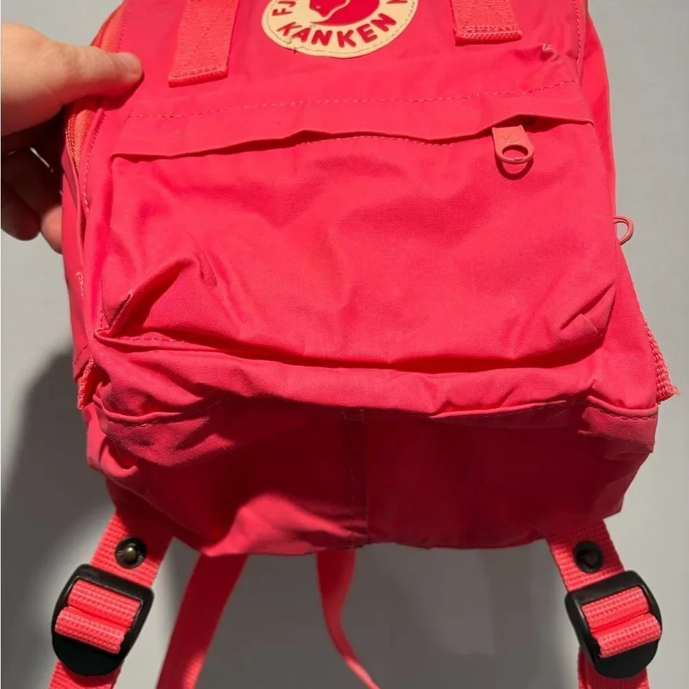 Fjällräven Kånken Mini Backpack Pink